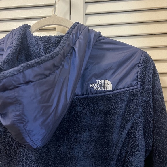 The North Face Navy Blue Zip-Up Fleece Jacket - Picture 8 of 9
